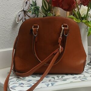 Elegant Brown Leather Handbag